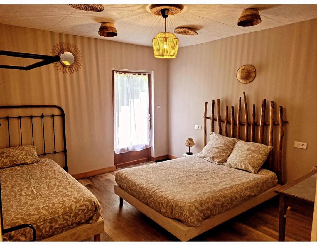 Dreibettzimmer mit eigenem Bad