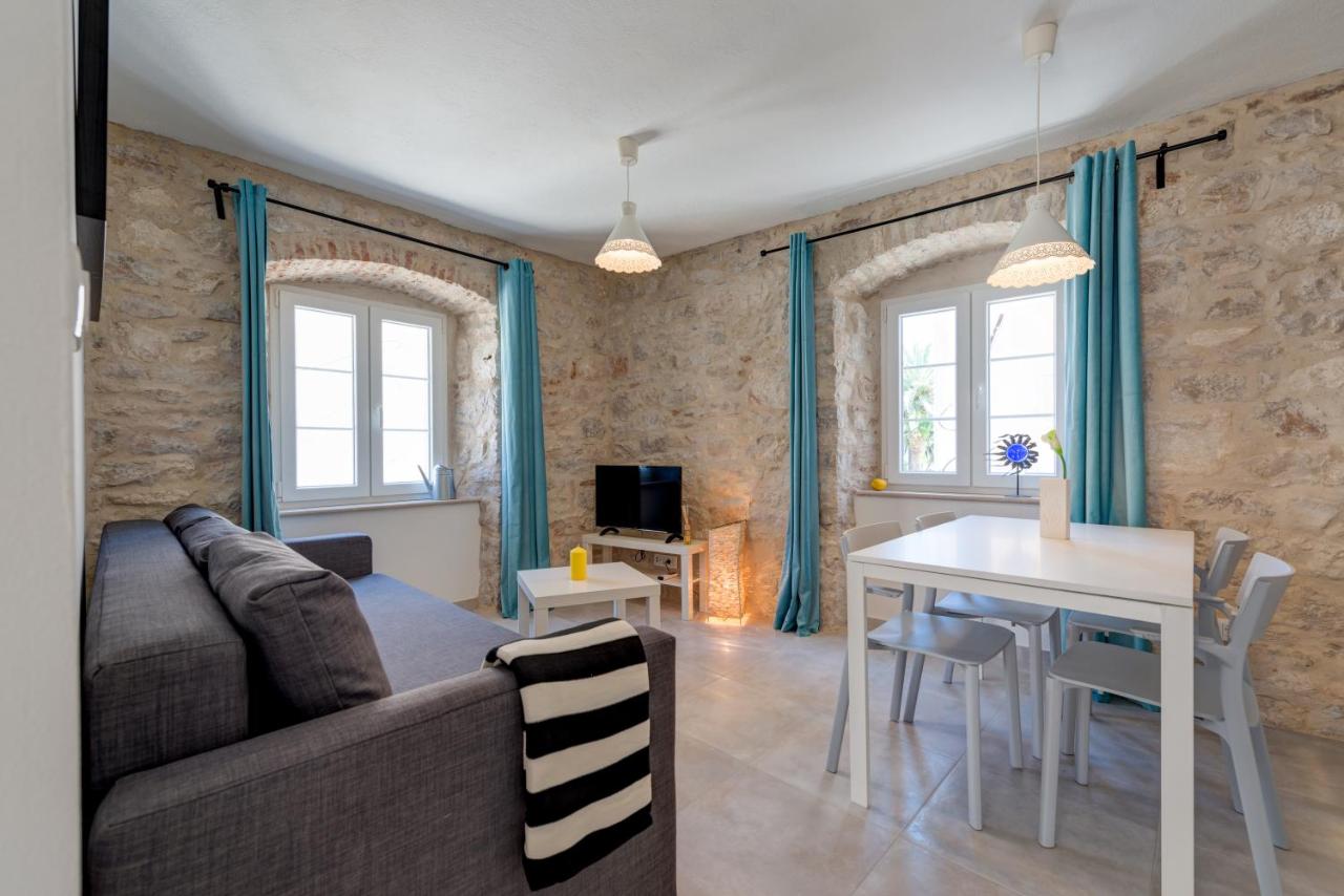 House Riva - Ferienwohnung Supetar