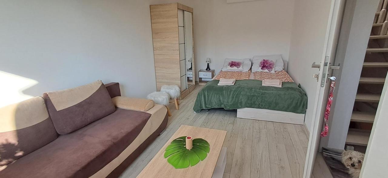 Vierbettzimmer mit Bad