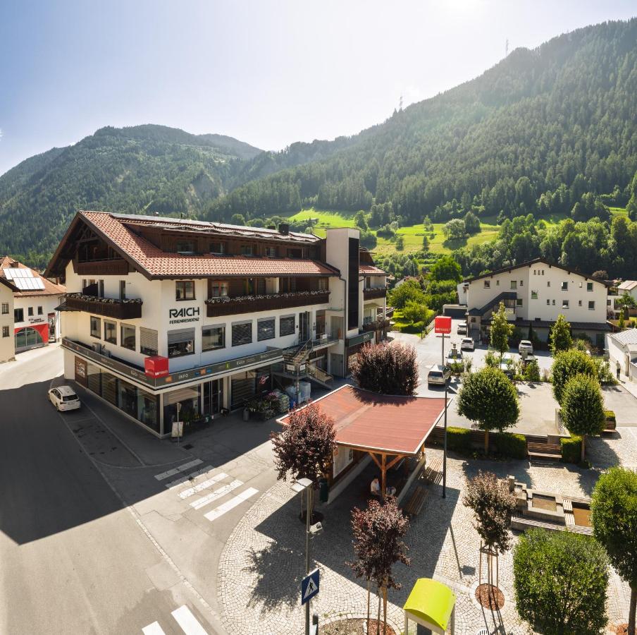 Ferienresidenz Raich - Appartements mit Sky Wellness und Garten - B&B