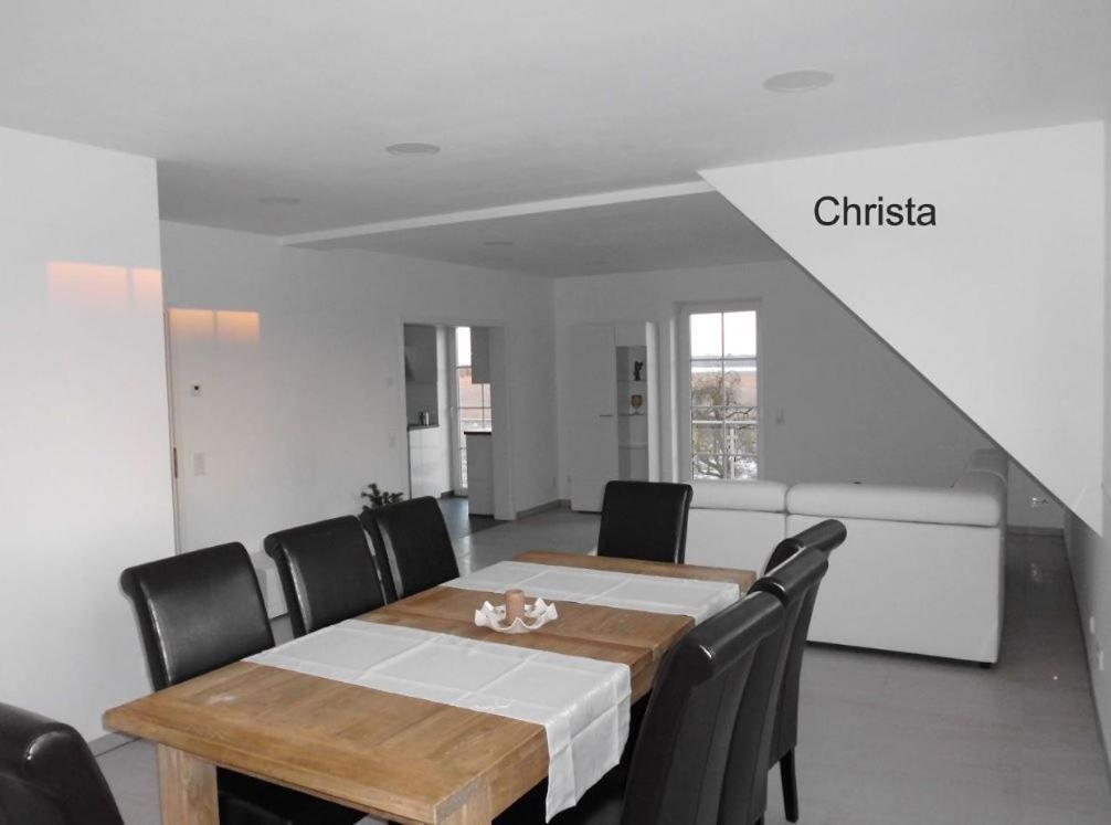 One-Bedroom Apartment with Balcony