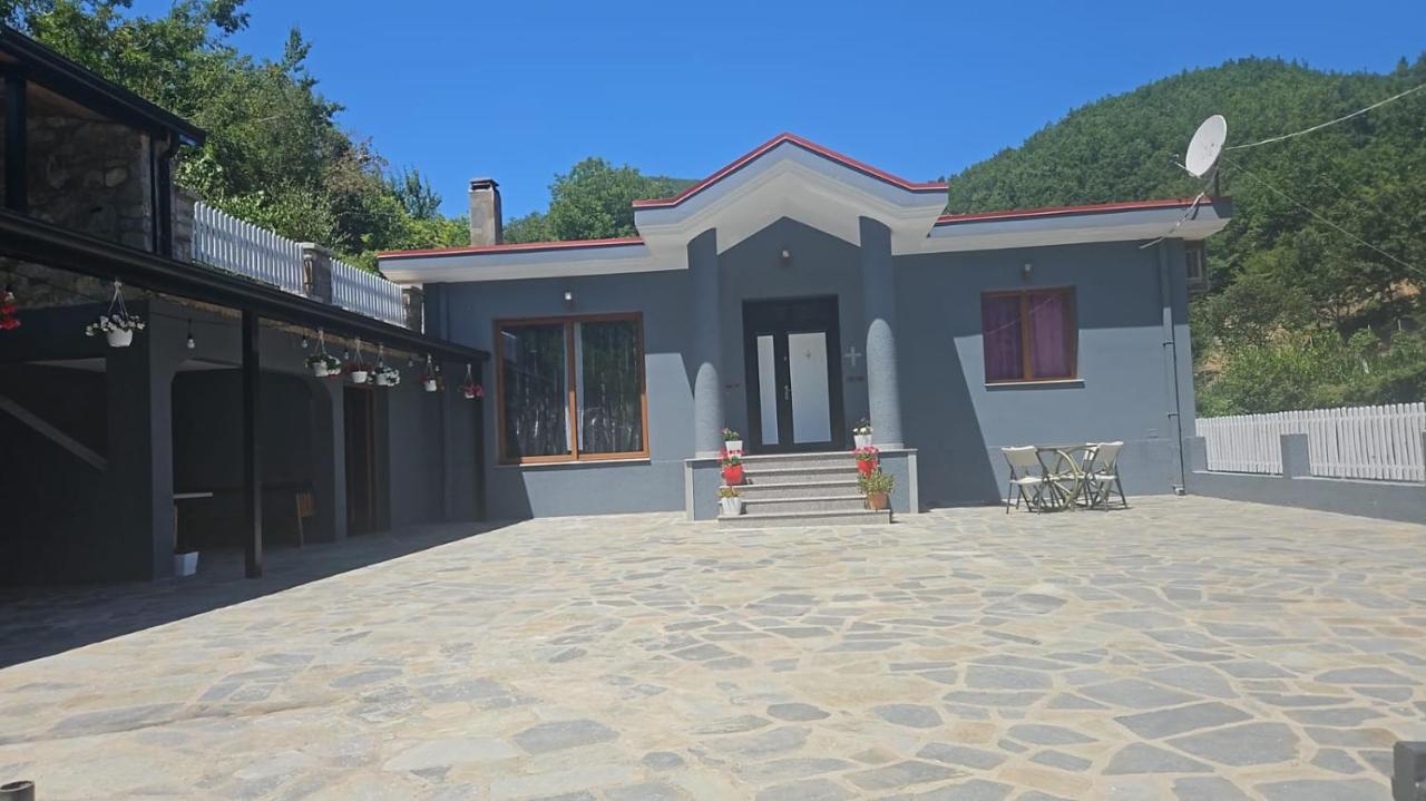 Guesthouse Te Lala - B&B Laç
