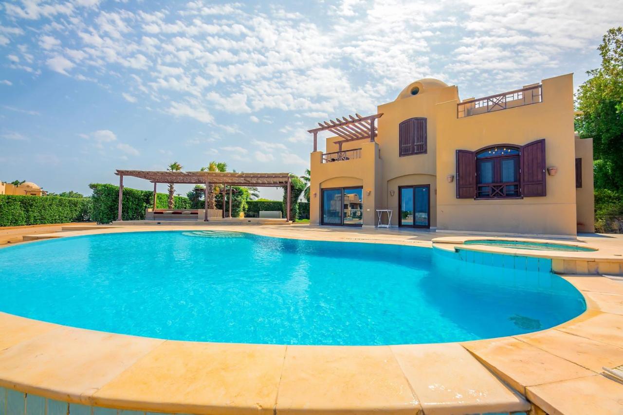 Deluxe Villa