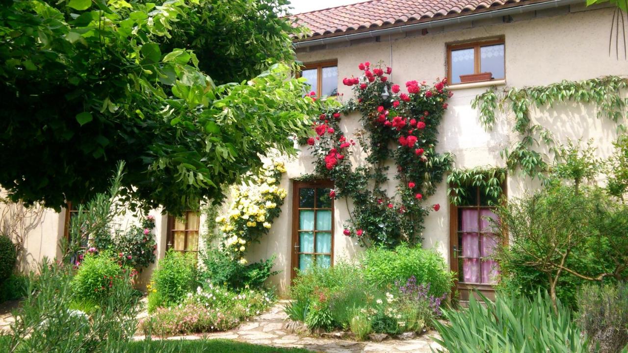 Paysannerie des Versanes - Chambres et gîte - B&B