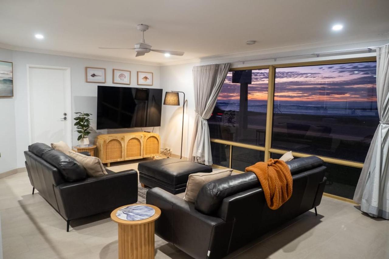 Pelican Shore Oceanfront Villa 6 - B&B Kalbarri