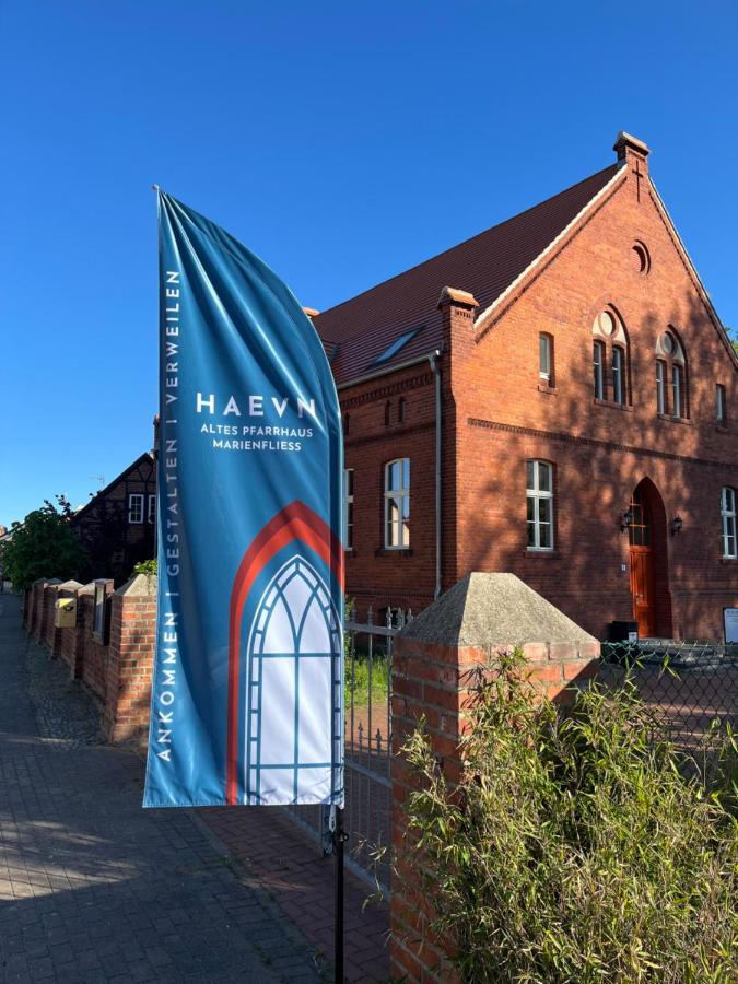 HAEVN Altes Pfarrhaus Marienfließ - Ferienwohnung Stepenitz