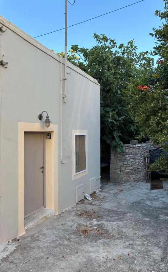 Kamara Nest - B&B Aroniádhika