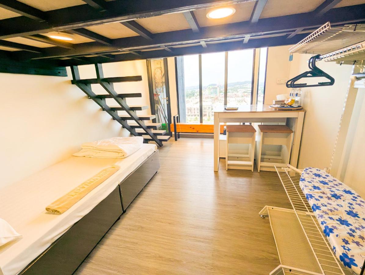 Lovina 12-19 Pollux Meisterstadt - B&B