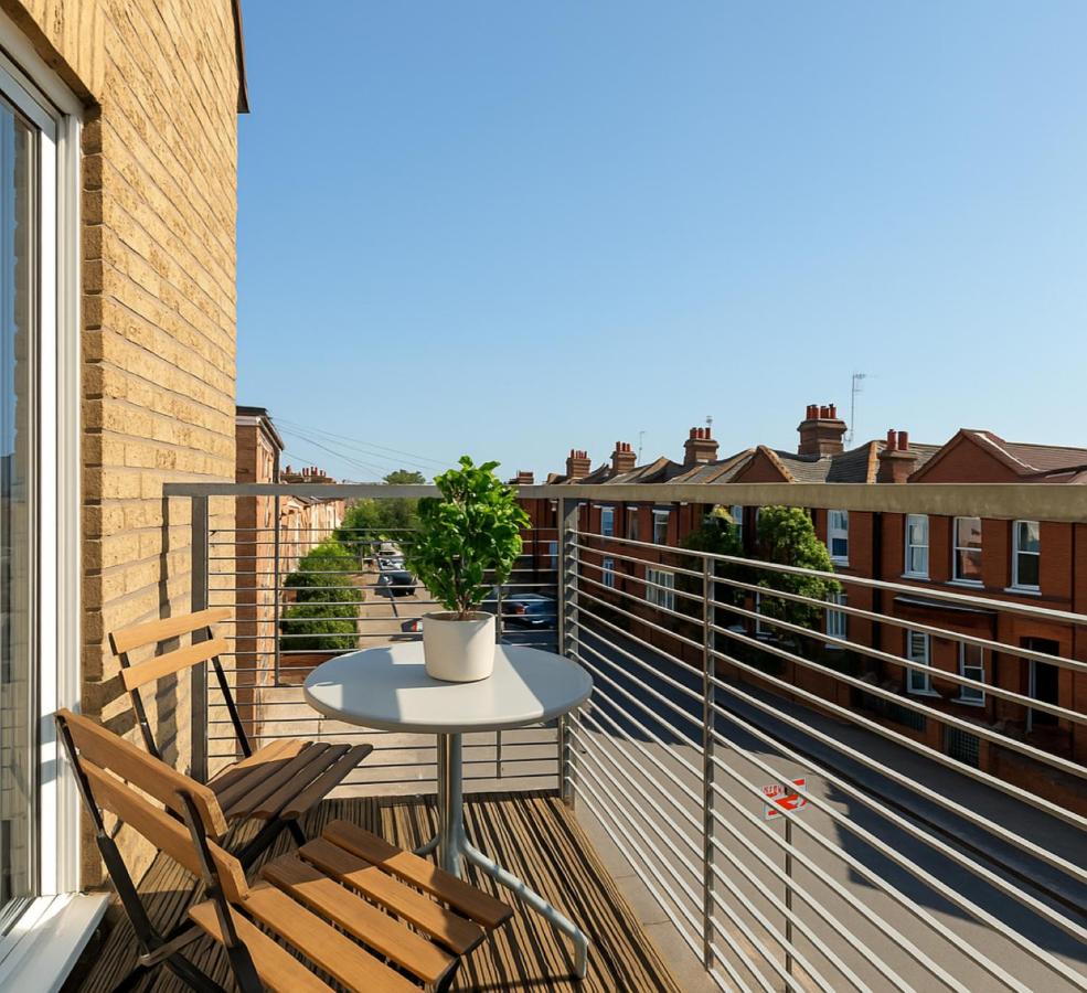 1 Bed Apartment in Wimbledon - B&B