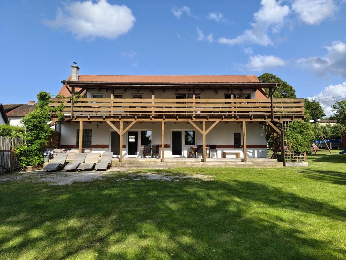 Dom Wczasowy Dogoda - B&B Zełwągi