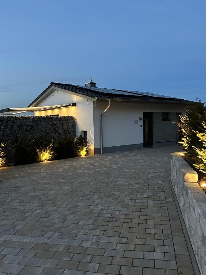 Heimathafen Diemelsee - Luxusferienhaus Diemelsee 6 Personen mit Sauna, Dachterrasse und Garten - B&B Heringhausen