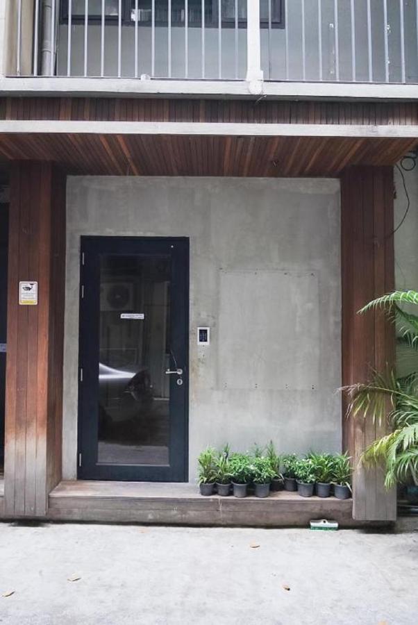 X GO INN Silom BTS Surasak สถานีสุรศักดิ์ - Chambres d’hôtes Yan Nawa