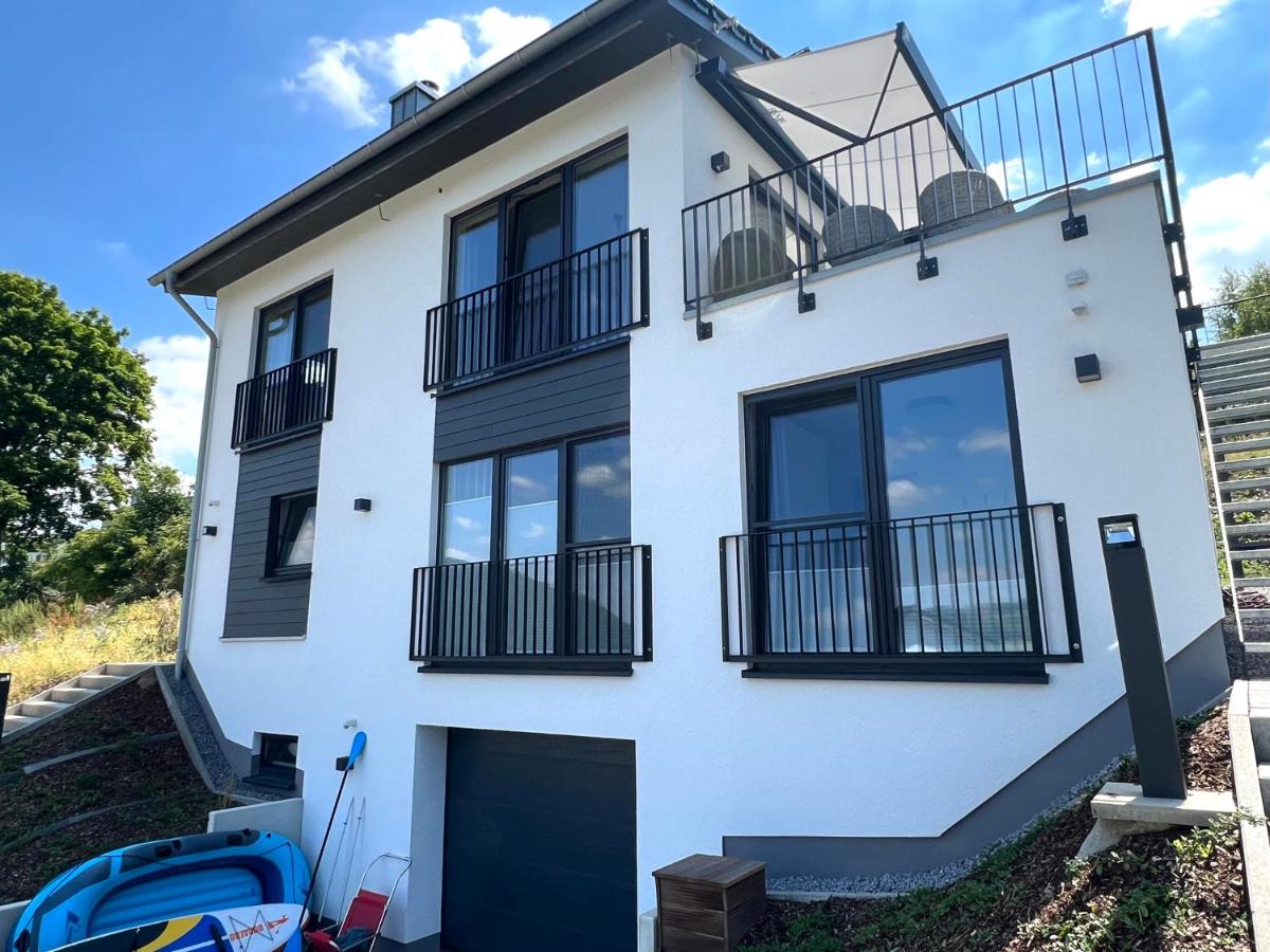 Haus Diemeleck - Ferienhaus für 6 Personen mit Sauna und Dachterrasse mit Panoramablick - B&B Heringhausen