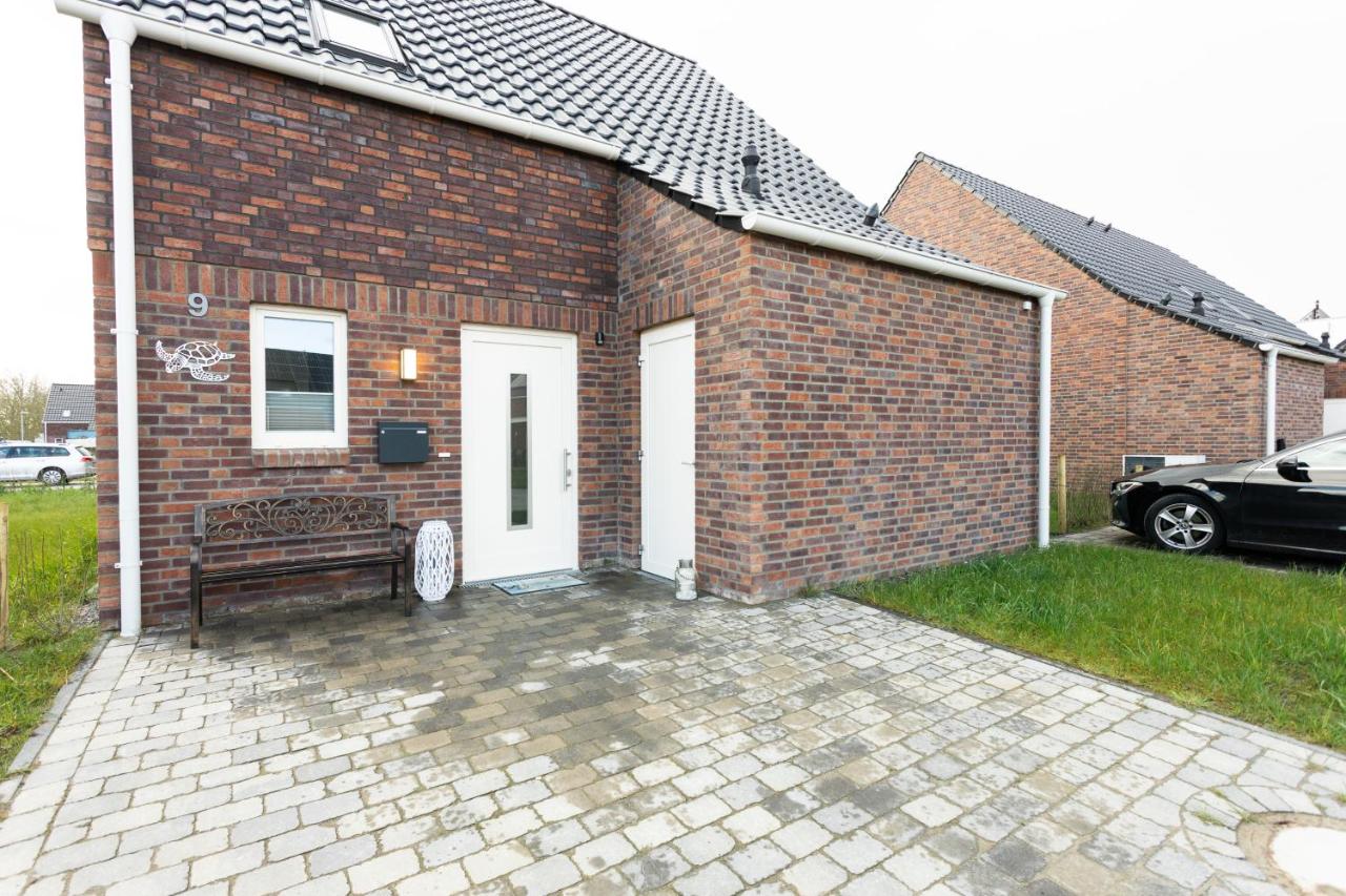 Tortuga - Neues Ferienhaus für 6 Personen mit Sauna, Kamin,Garten, Hund erlaubt - B&B Fedderwardersiel