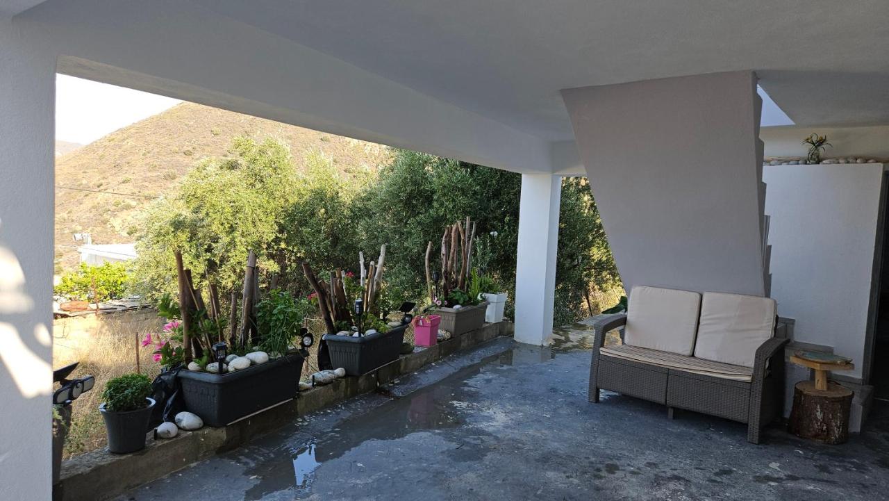 Senses view - Ferienwohnung Kalavrós