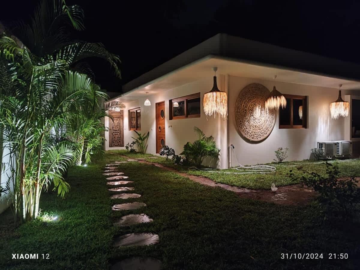 Oasis Road 2 - B&B