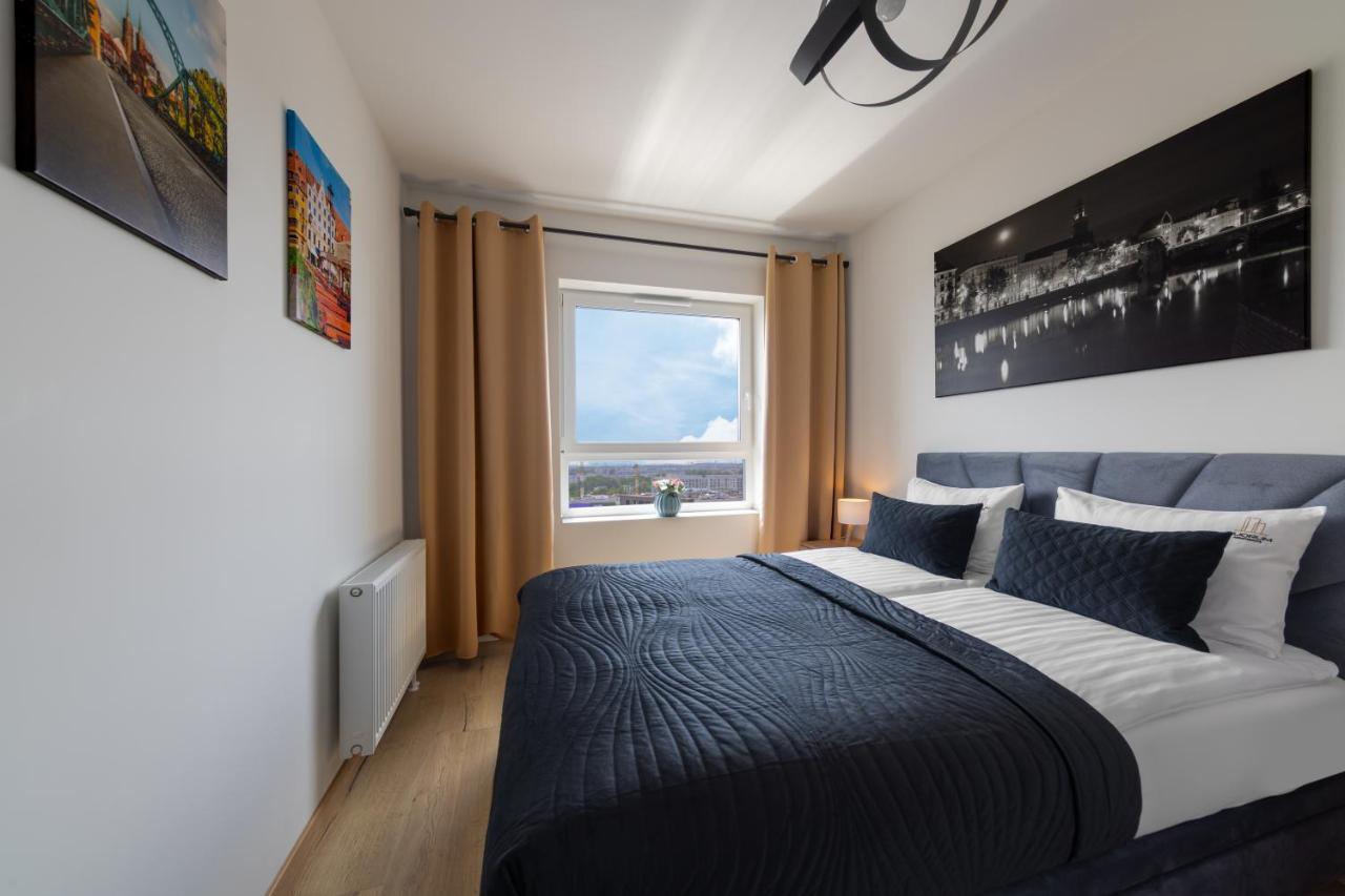 Two-bedroom Apartment with Balcony and River View