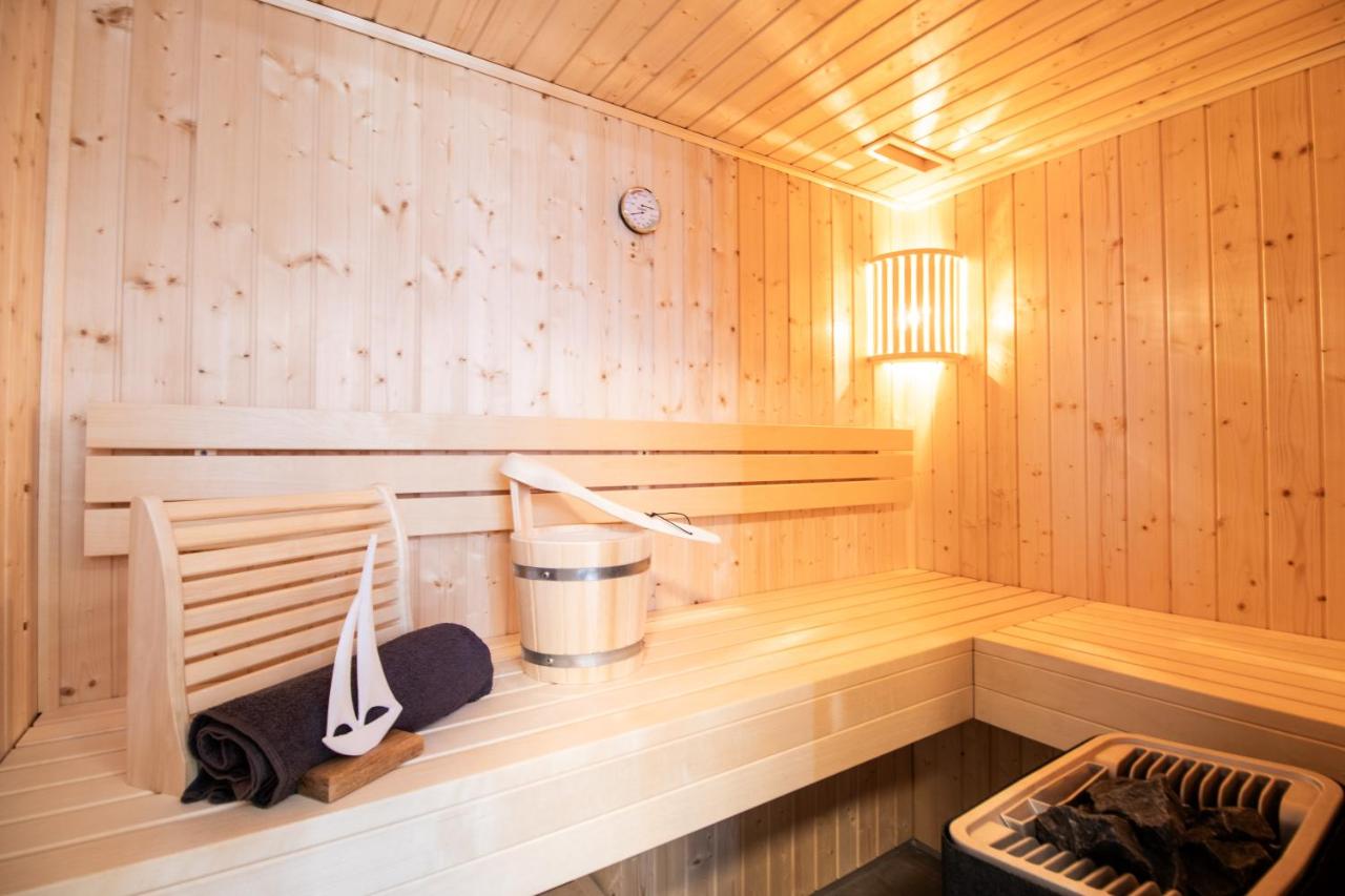 BeltBlick 20 - Moderne Ferienwohnung direkt an der Ostsee mit Meerblick & Sauna! - B&B