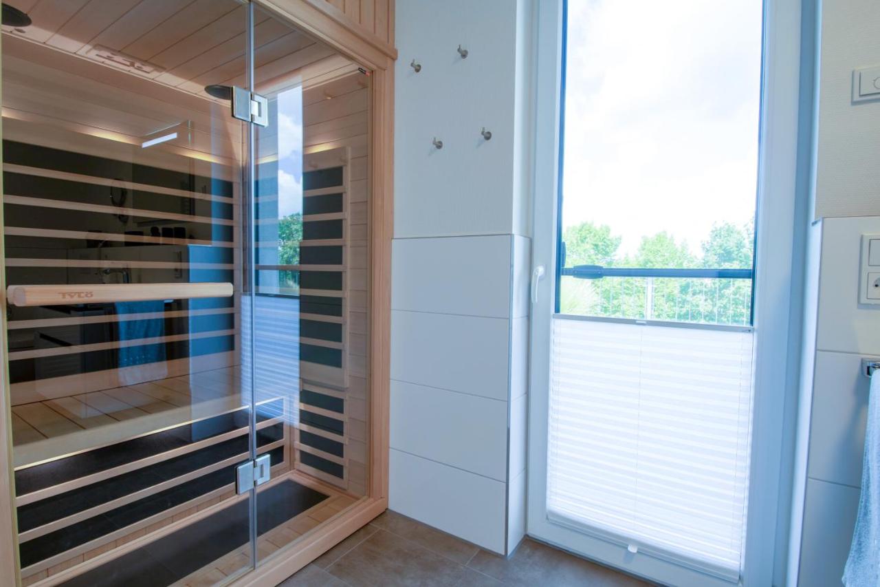 Sielhuus 11 Ferienwohnung mit Dachterrasse und Infrarotsauna und Kamin für bis zu 4 Personen in Fedderwardersiel! - B&B Fedderwardersiel