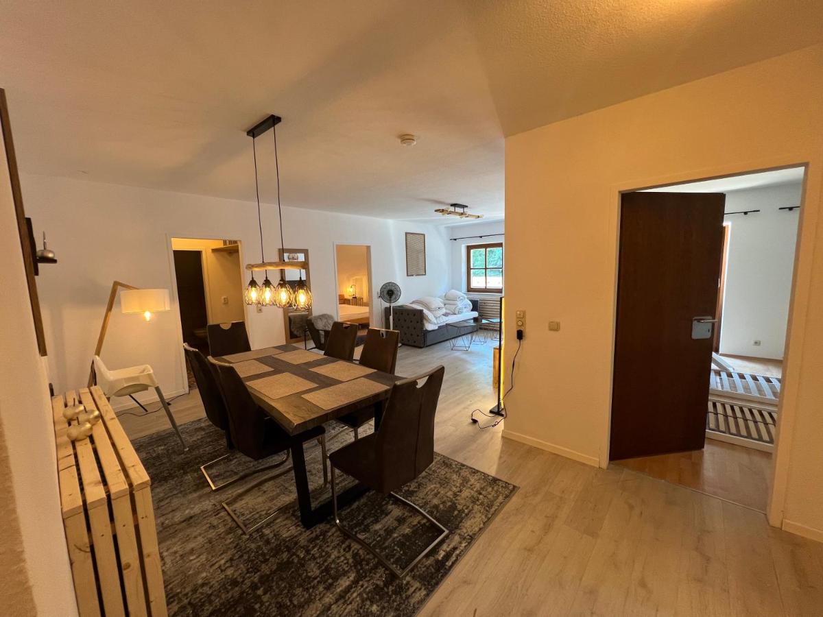 Timos Dahoam 93qm Balkon und familienfreundlich - Ferienwohnung Nesselwang