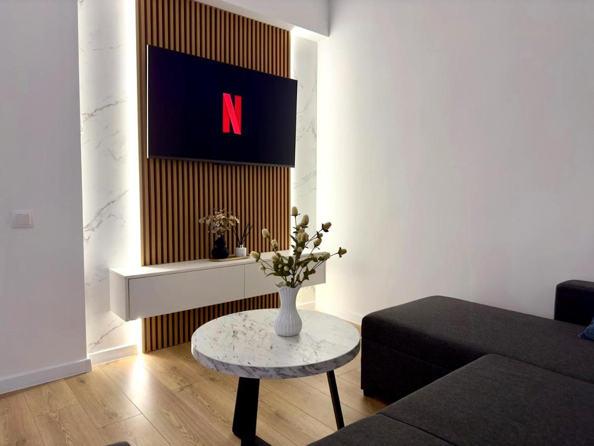1,5 BR- Balcony, Netflix, Nespresso, AC, Walk-to-Mall - GrandStay md - B&B
