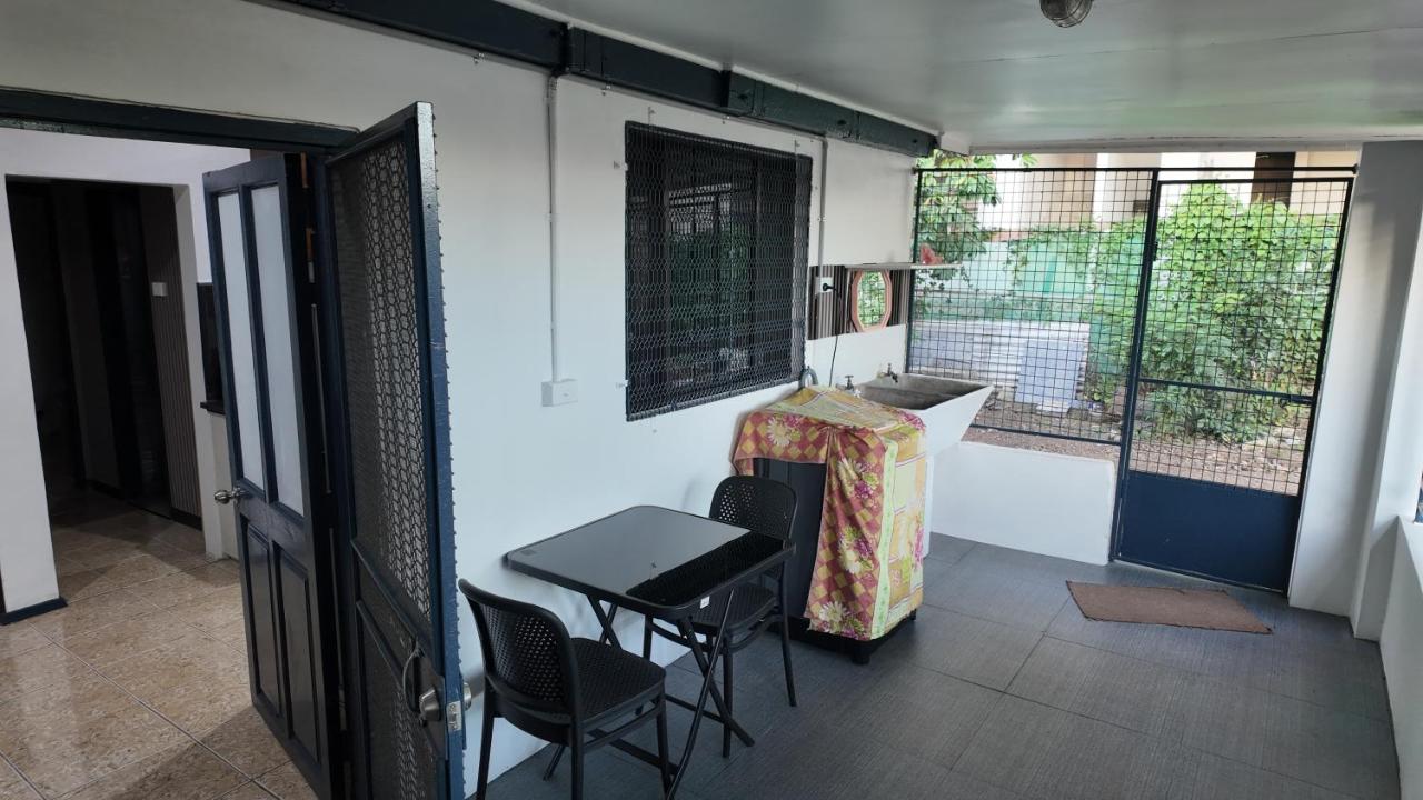 Jetsetter's Haven - Ferienwohnung Nadi