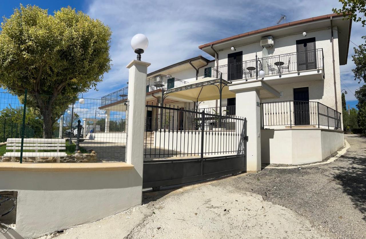 Dimora i Mandorli 2 - B&B