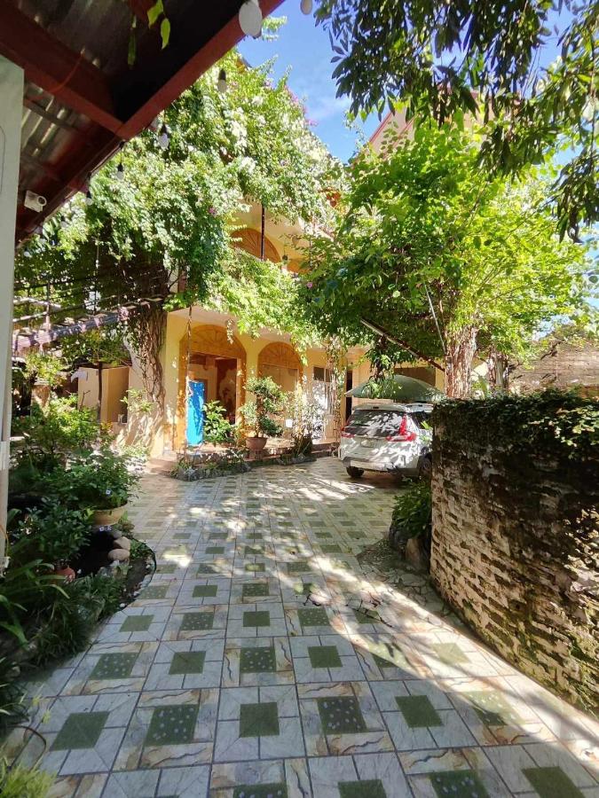 Trang An Central Homestay - B&B