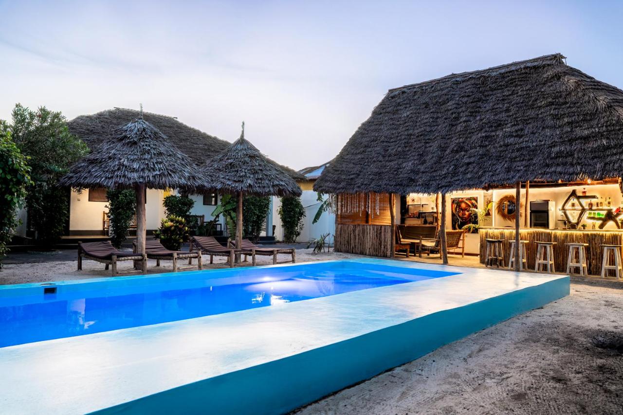 Tribe Bungalows, Bwejuu, Zanzibar - B&B