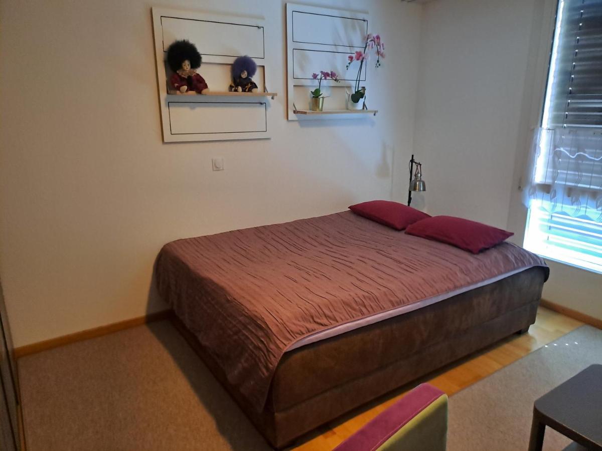 Zimmer möbliert in Uznach - B&B Uznach