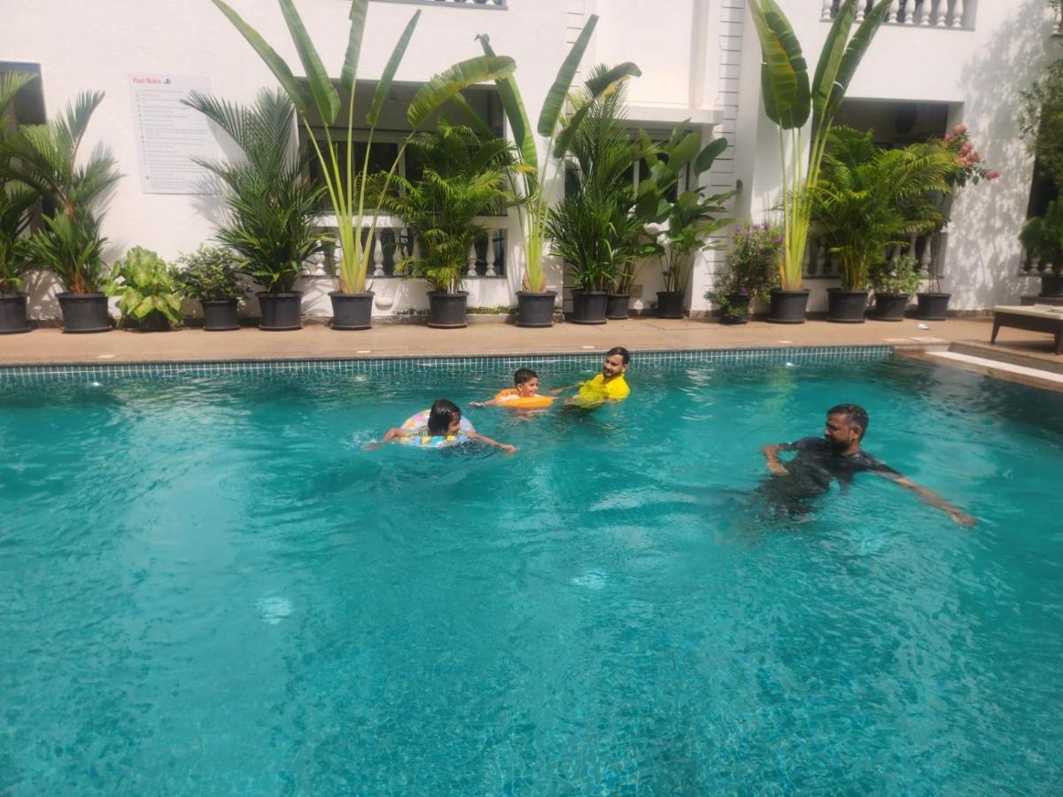 Luxurious 3bhk Villas by AquaVista at Assagao Residency - B&B