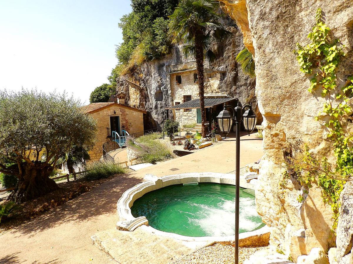 Chez Les Grottes - B&B