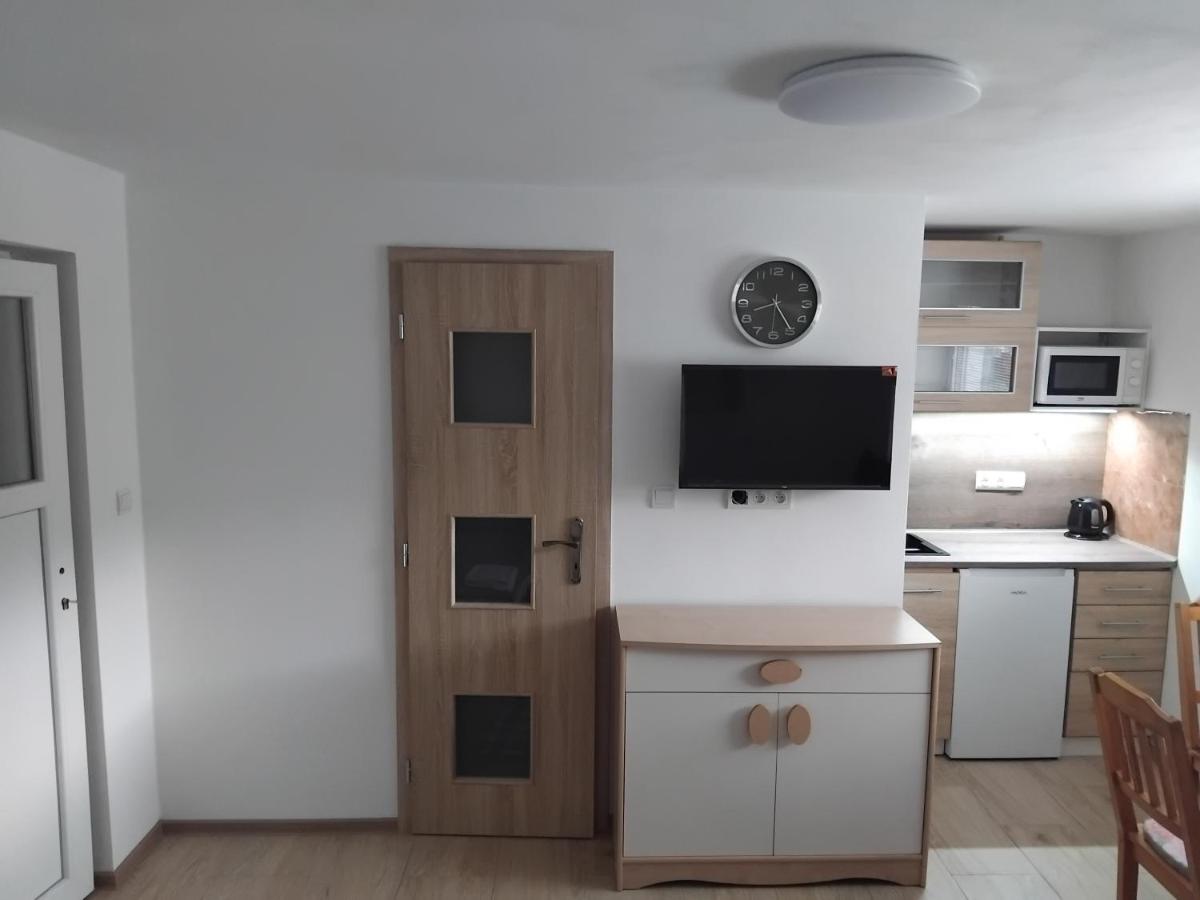 Apartment with Garden View