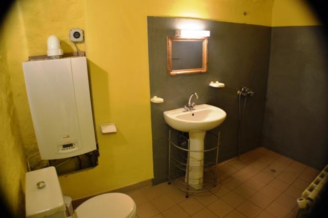 Gîte #3, 3 Pers, Domaine De Ribiere - B&B Grospierres