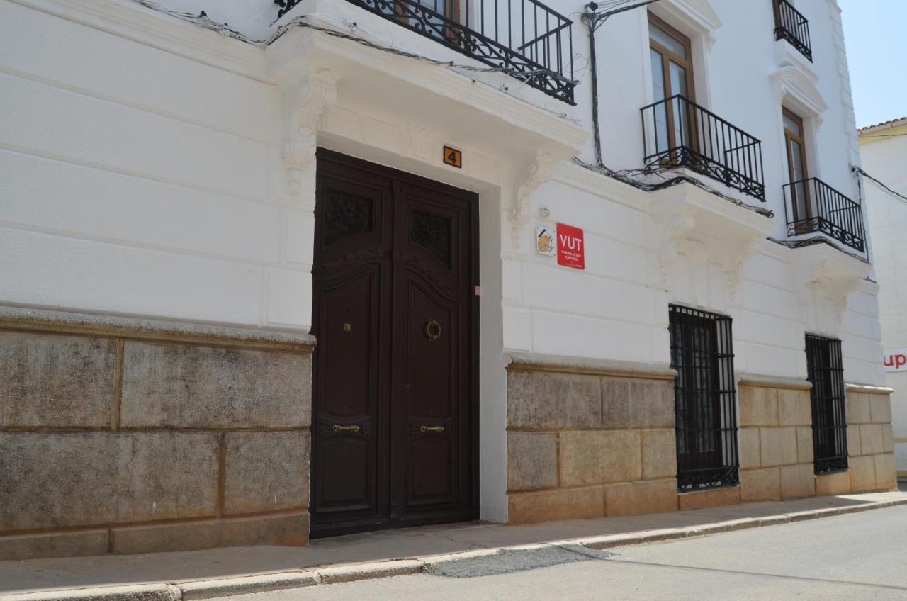 La Antigua, casa céntrica, amplio patio, piscina y barbacoa - B&B