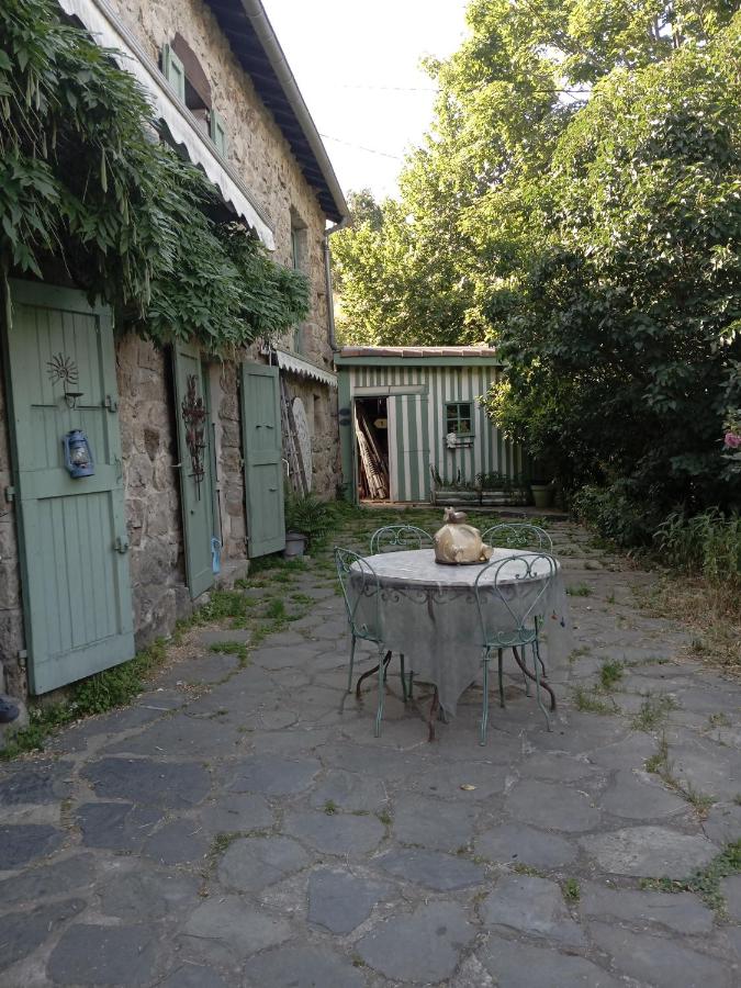 Au cœur de saint Agrève -Séjour Chez l'habitant - Chambres d'hôtes Saint-Agrève