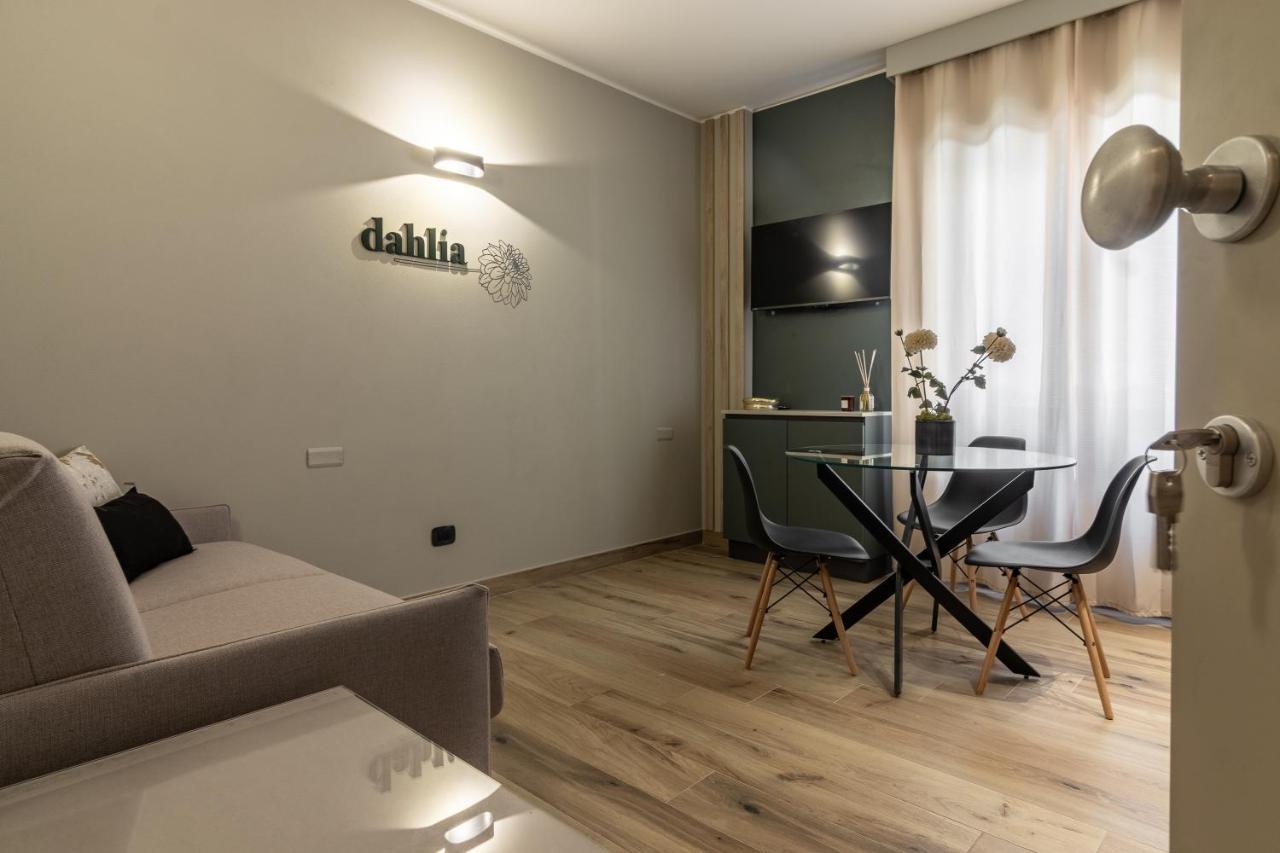 Apartment mit Balkon