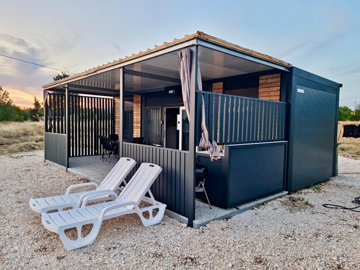 Serenity Countryside Mobile Houses - B&B