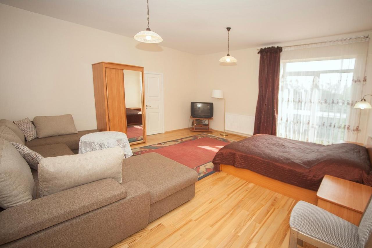 Two-Bedroom Apartment (6 Adults)