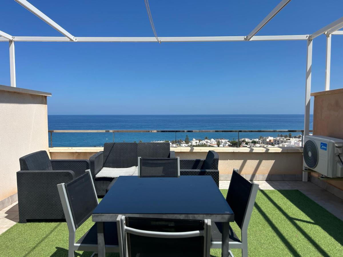 Candela 57 Dúplex con terraza y piscina - Chambres d’hôtes Carboneras