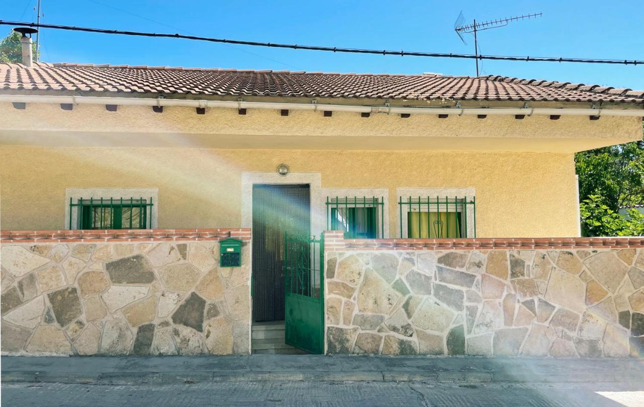 Casa La Garganta, en plena naturaleza - B&B Piedralaves