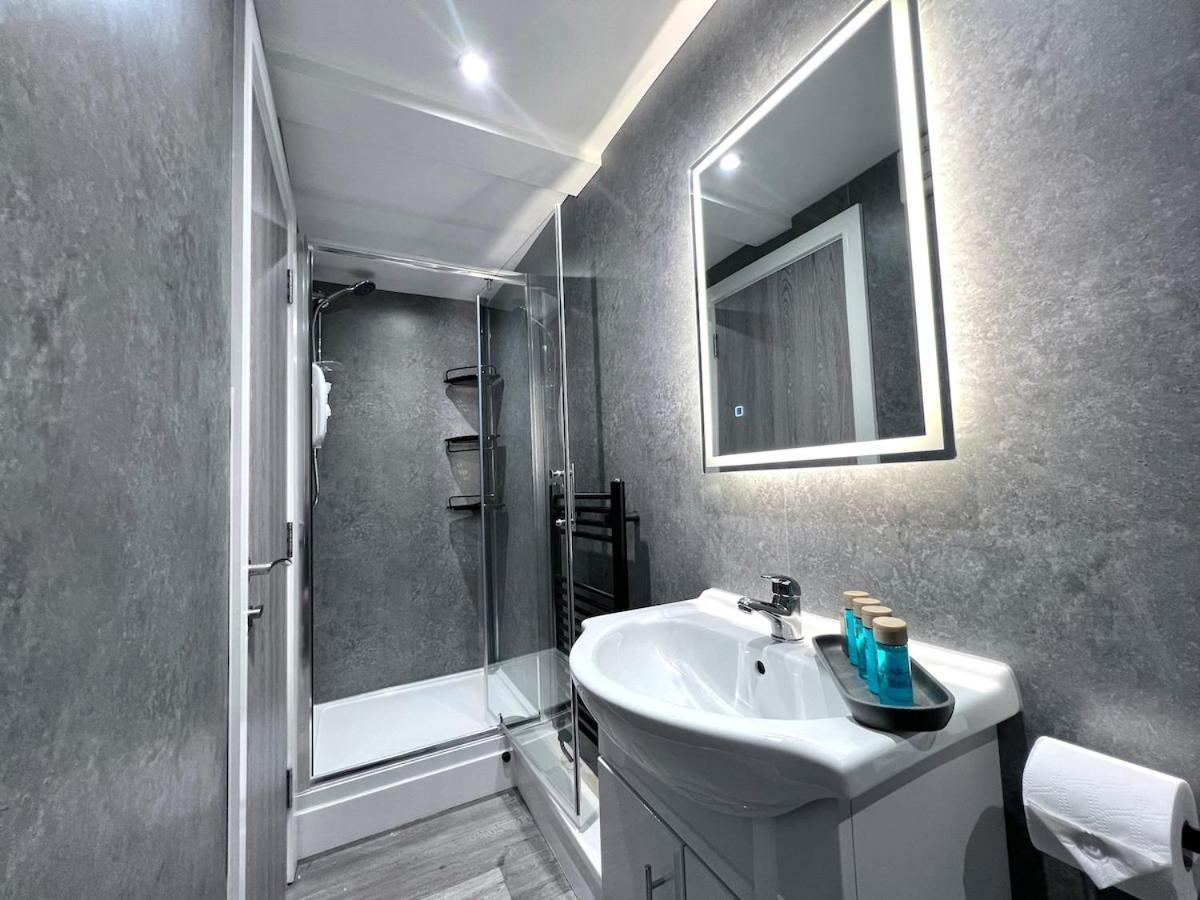 Yastayzzz at Studio 2 Bransford Rd - B&B Worcester