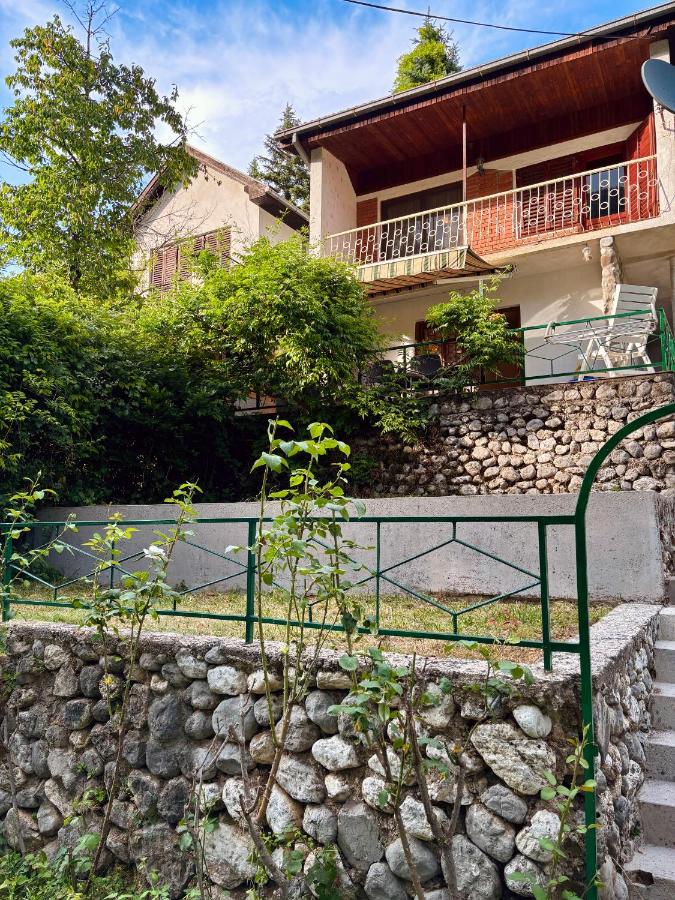 Vikendica Hondo Boracko jezero - B&B