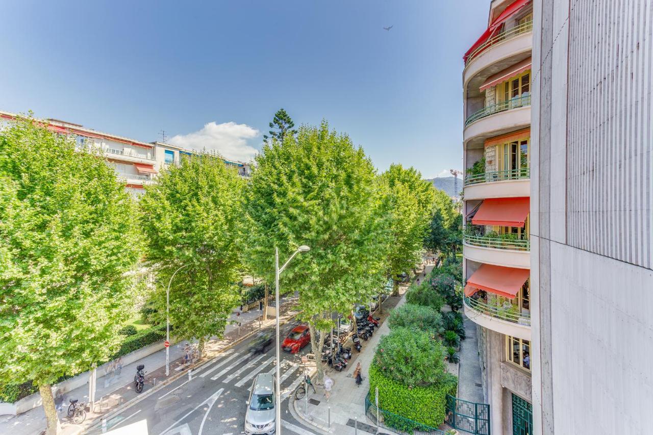 Azur33 by Bookking Guys - B&B Nice