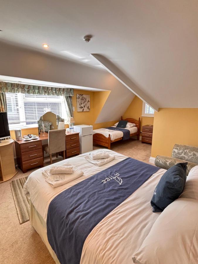 Chambre Familiale avec Salle de Bains Privative