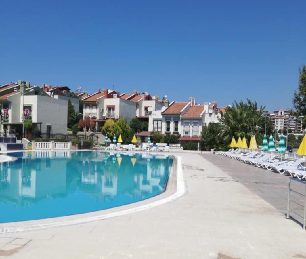 Triplex Family House, Kusadasi - Bed and Breakfast Kusadasi