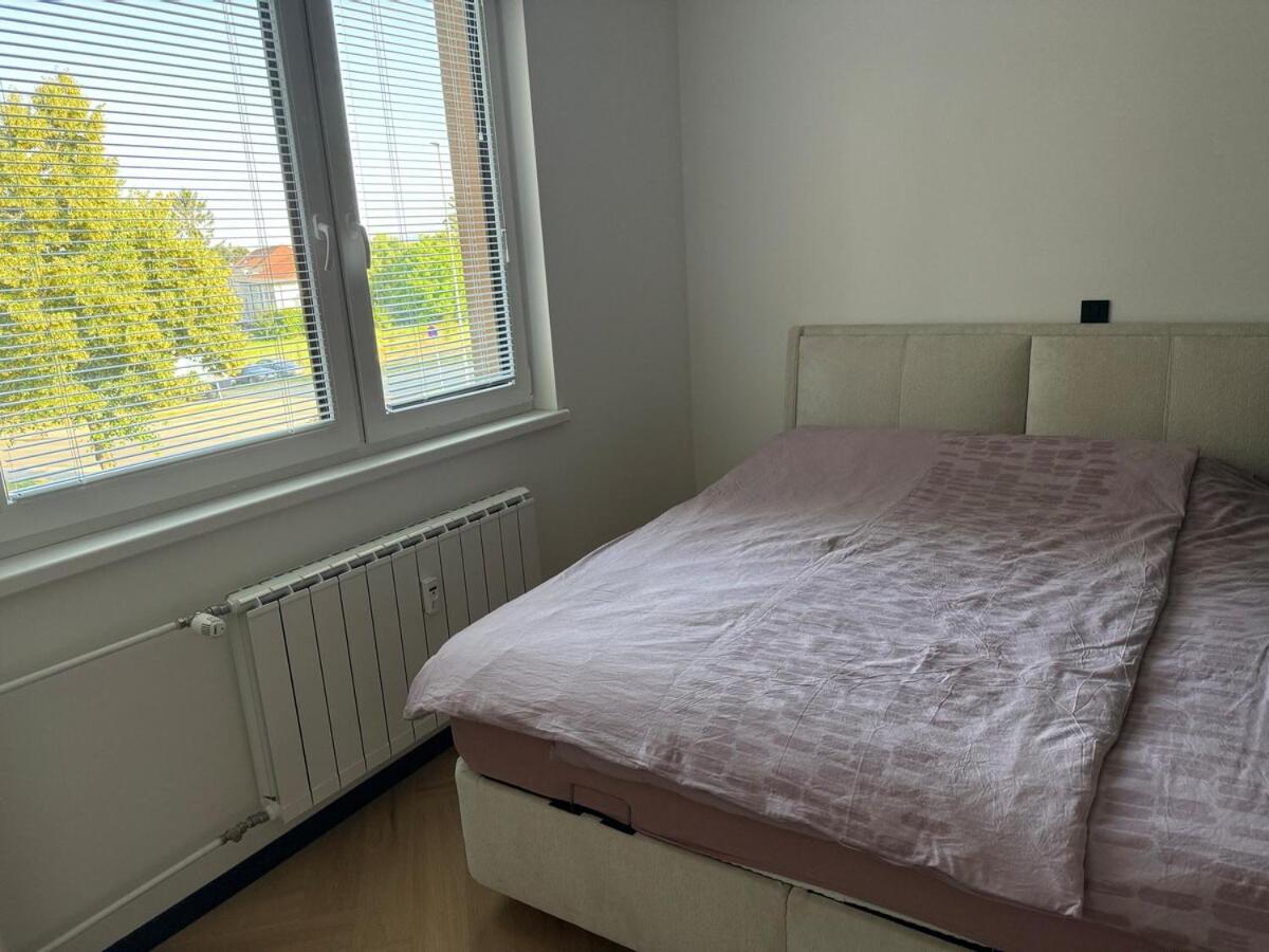 Appartamento con 3 Camere da Letto