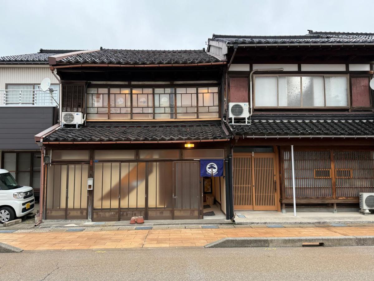 なごらーれ放生津屋 - B&B