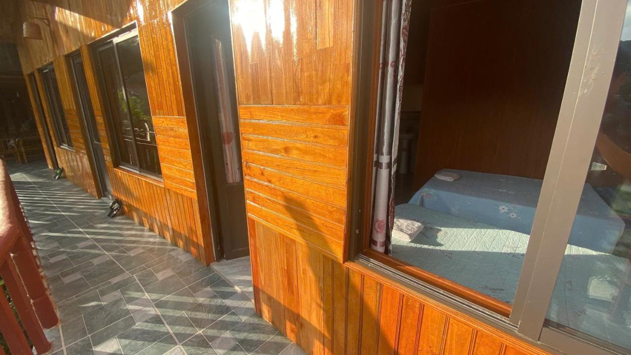 Twin Room with View