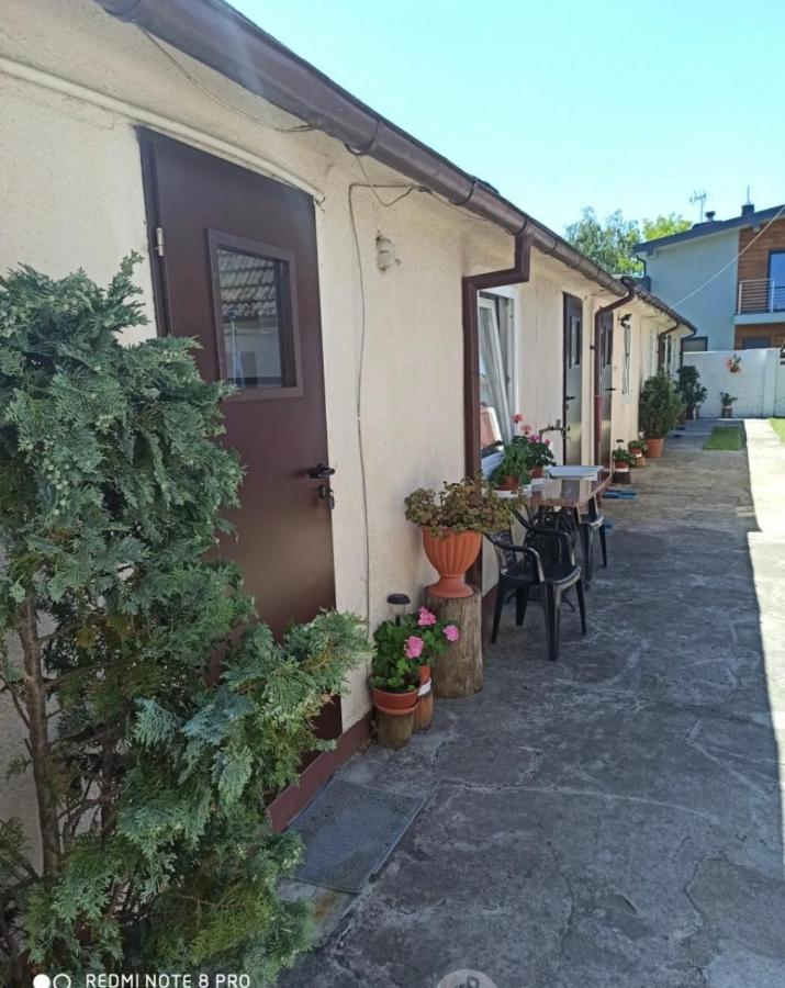 Akacja pokoje z łazienkami - B&B